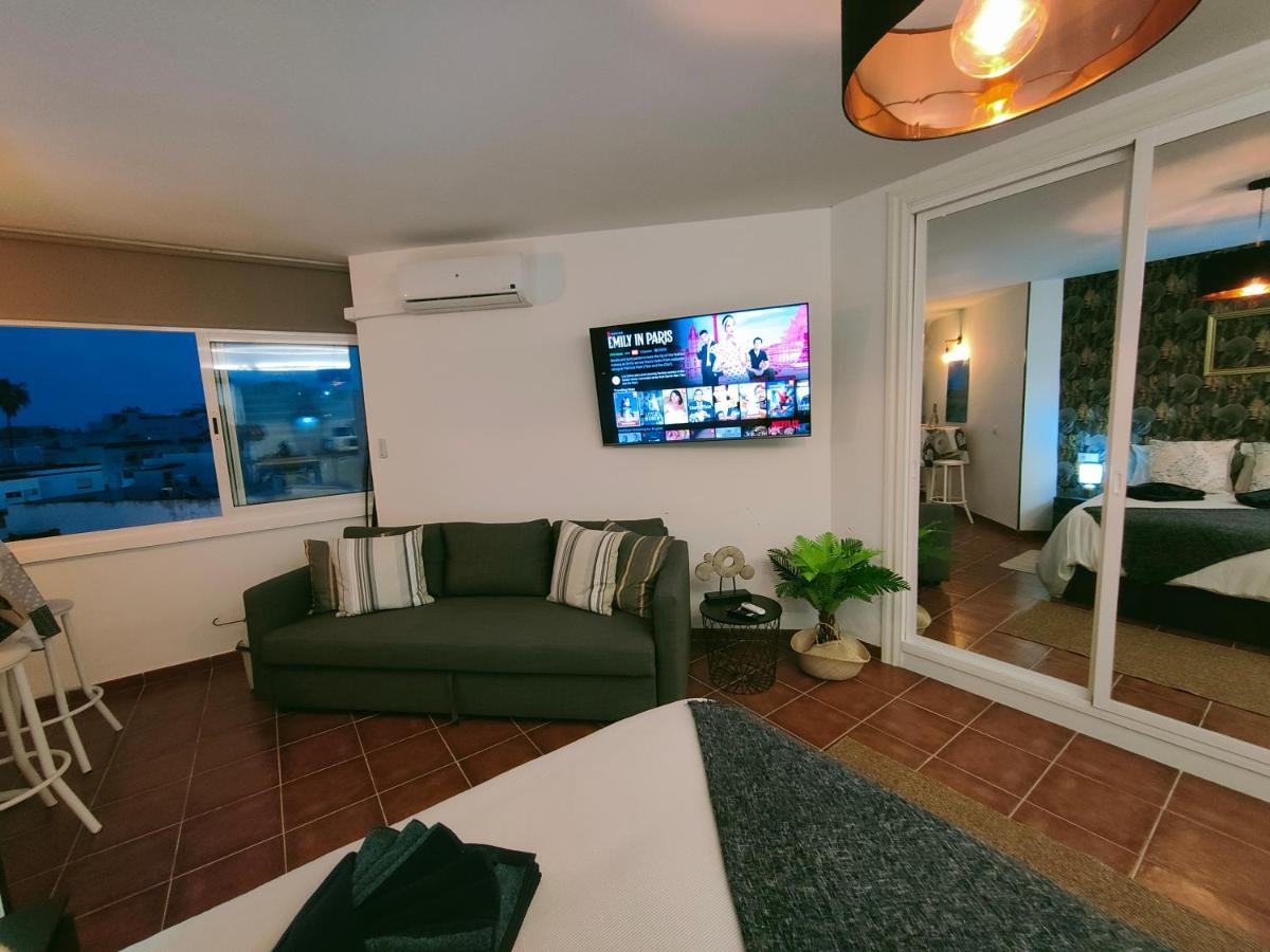 Avenida Palma De Mallorca City Center With Sea Views By Namaste Elite Torremolinos Dış mekan fotoğraf